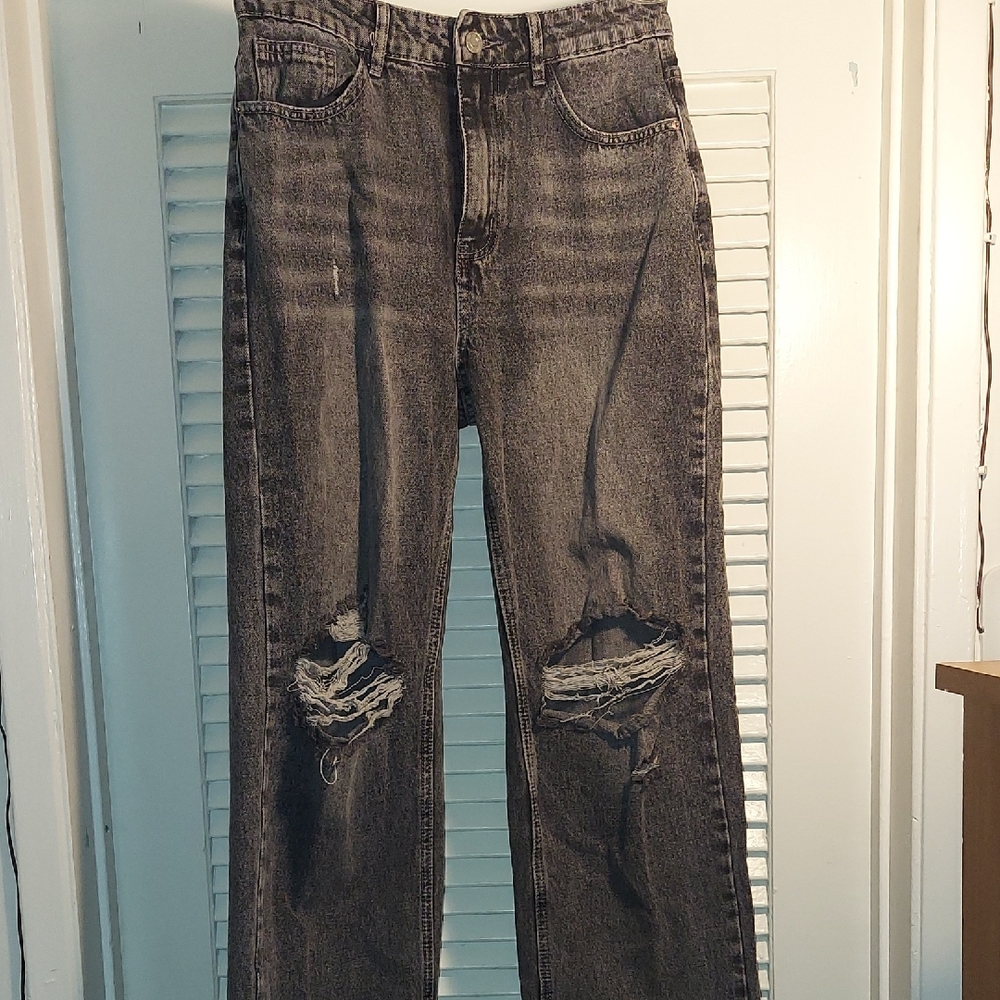 SHEIN Black Ripped Denim Pants